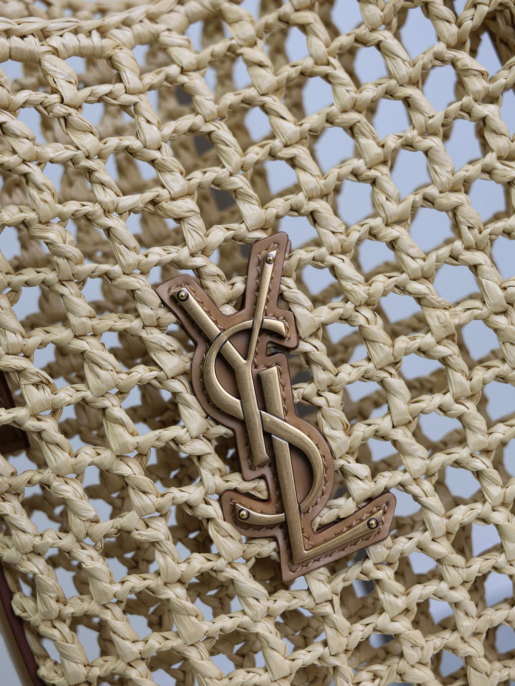 Saint Laurent Oxalis 25 in Raffia Crochet and Leather Vintage Brown Bag