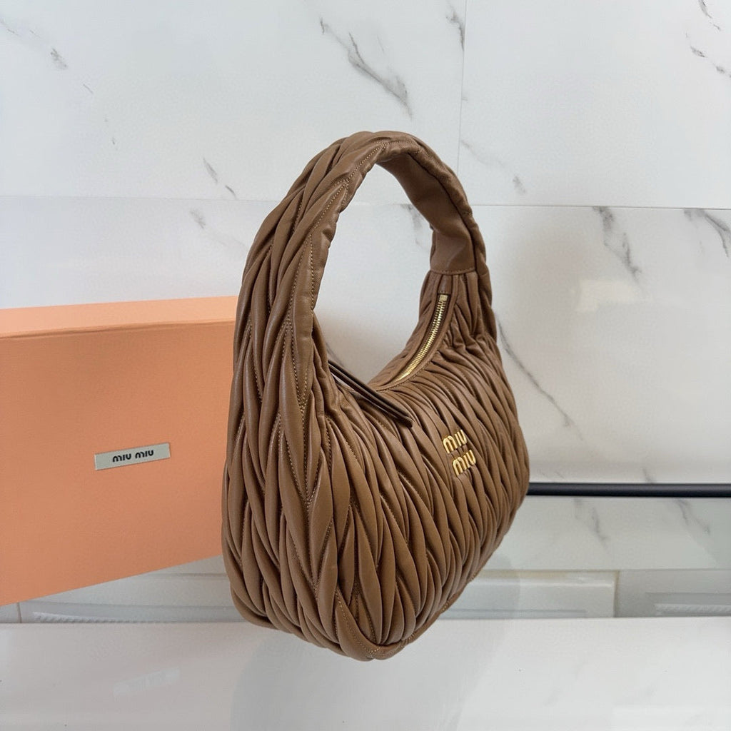 Wander Matelasse 29 Bag in Brown Lambskin