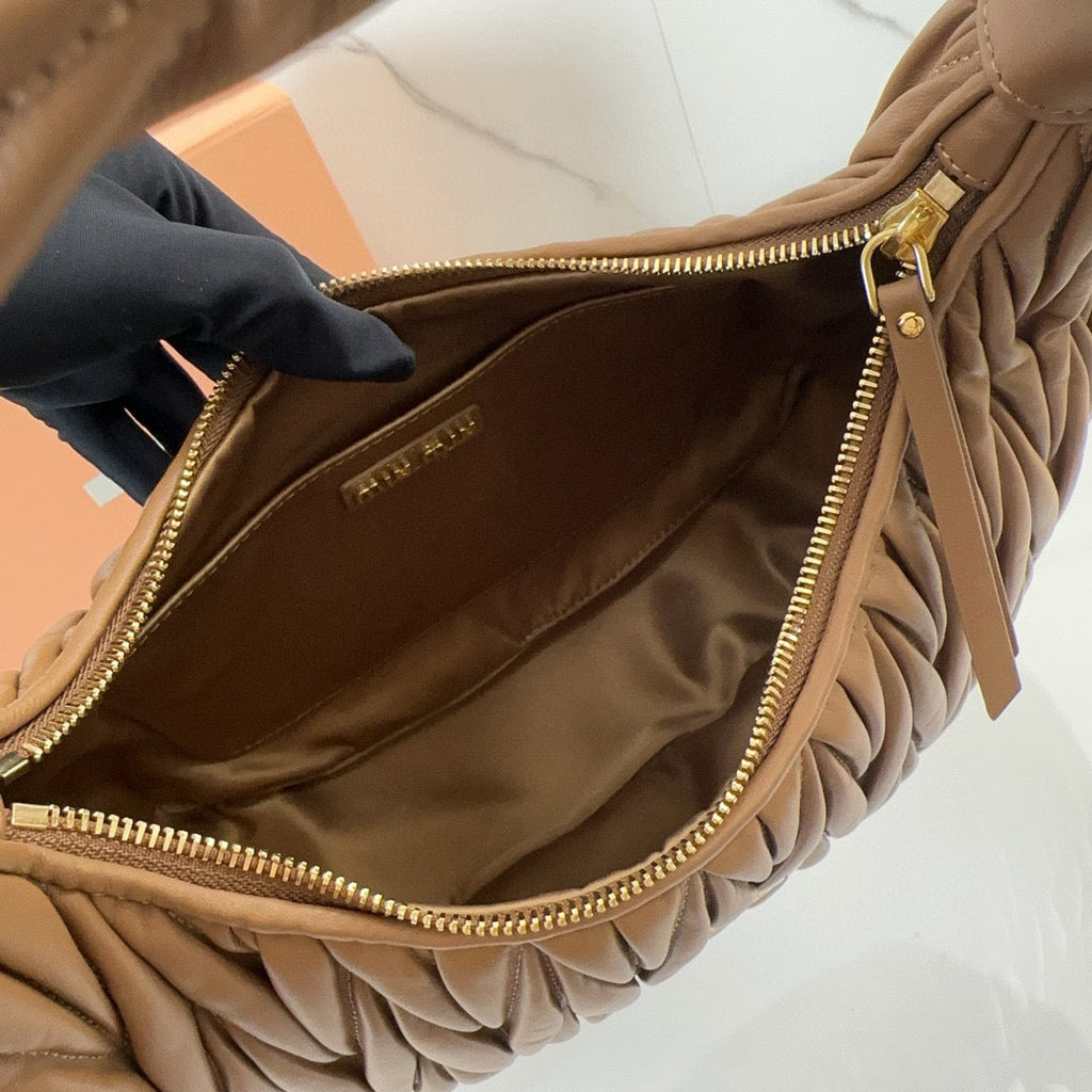 Wander Matelasse 29 Bag in Brown Lambskin