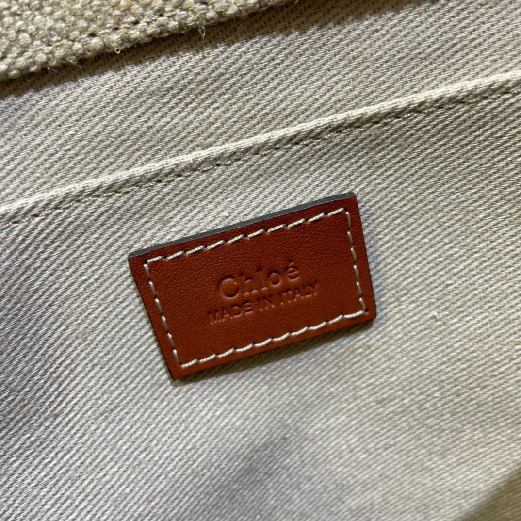 Loewe Woody 37 Bag in Canvas
