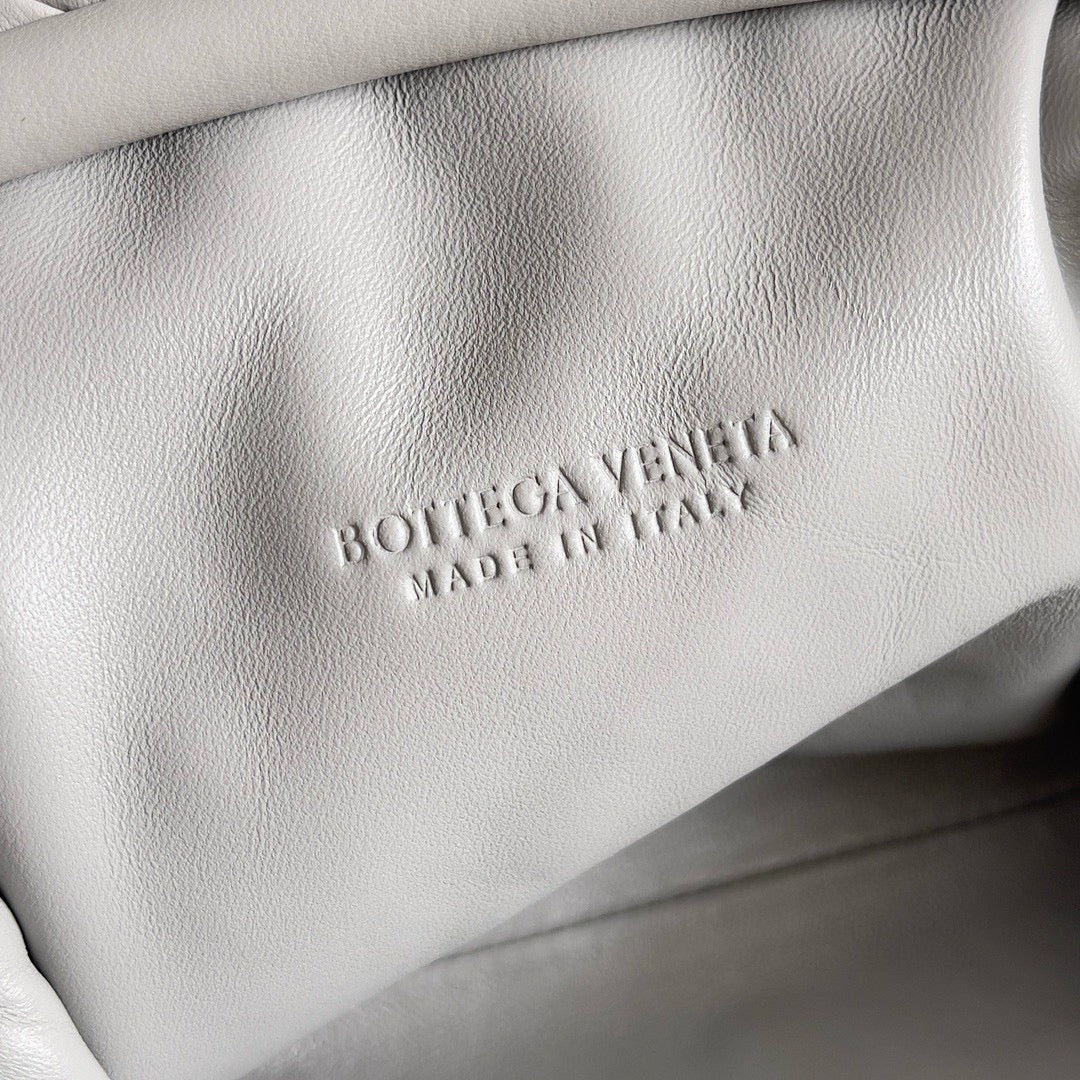 Bottega Veneta Teen Lauren 1980 with Chain 27 Pearl Calfskin Ghw Bag