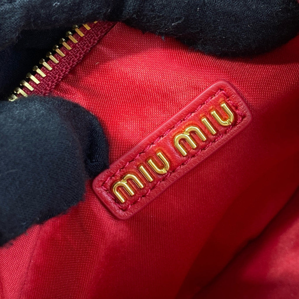 Wander Small Hobo Bag 20 in Red Calfskin