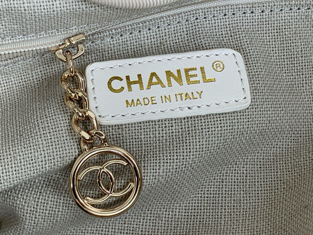 Chanel Shopping Bag 38 in Beige and White Canvas
