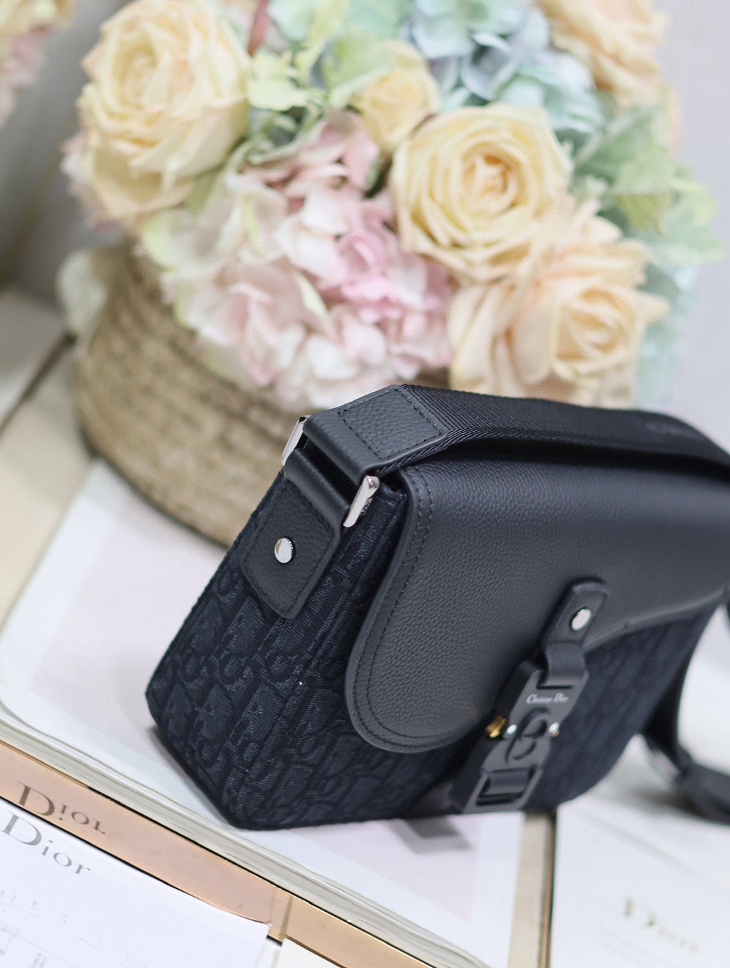 Dior Medium Saddle Messenger Bag in Black Oblique Jacquard and Black Grained Calfskin