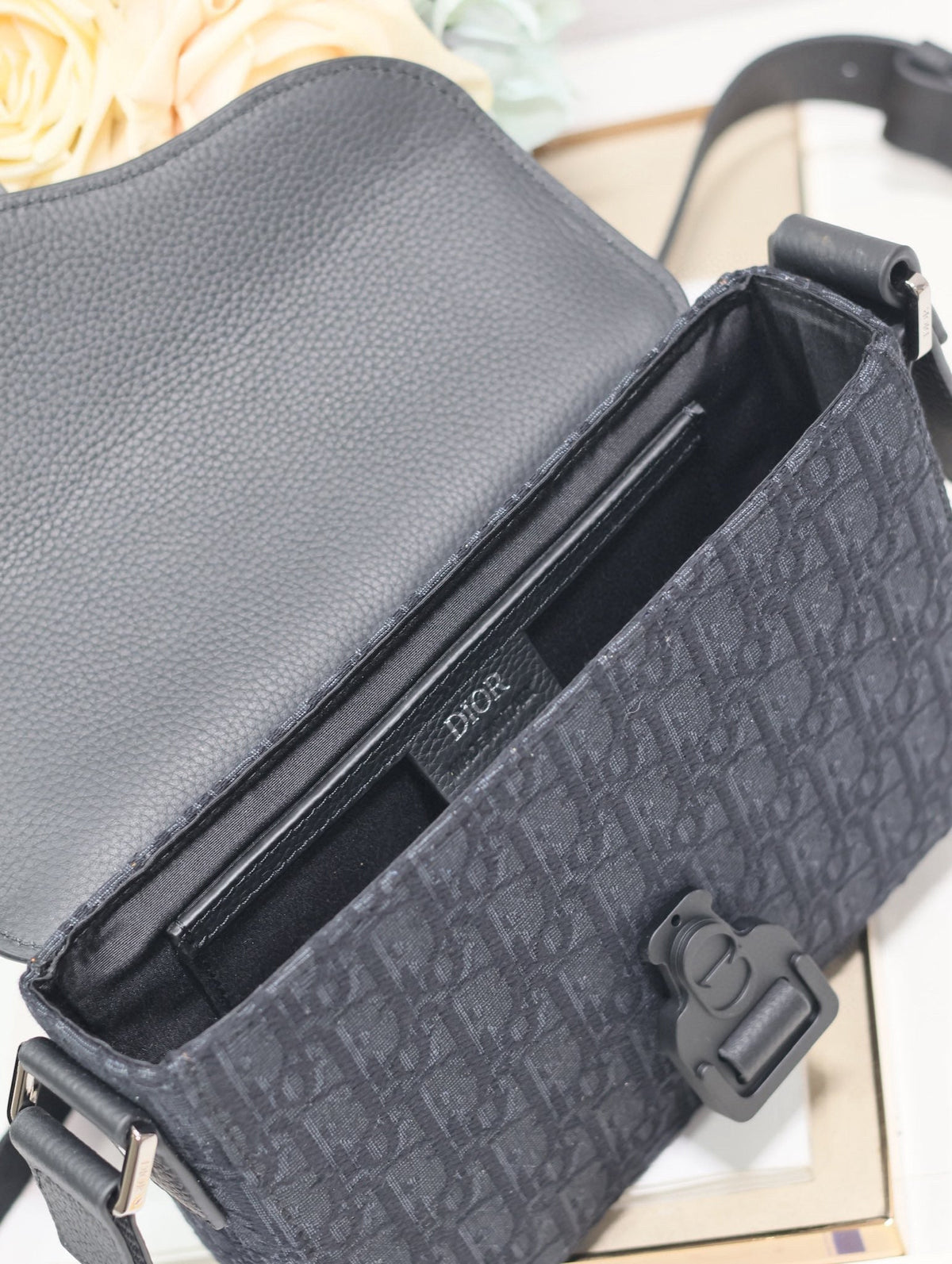 Dior Medium Saddle Messenger Bag in Black Oblique Jacquard and Black Grained Calfskin