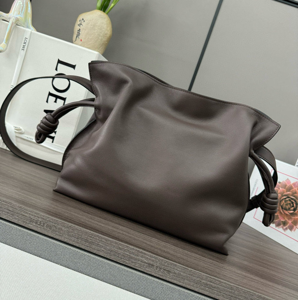 Loewe 30 Flamenco Purse Bucket in Chestnut Brown Calfskin