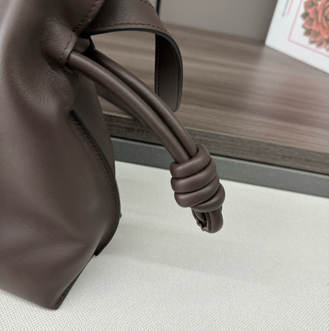 Loewe 30 Flamenco Purse Bucket in Chestnut Brown Calfskin