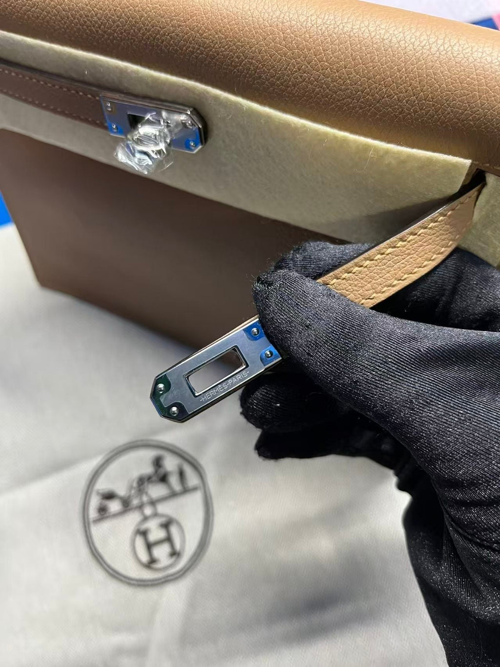 Hermes Kelly Danse 22 Tan Brown in Calfskin Silver Hardware Bag