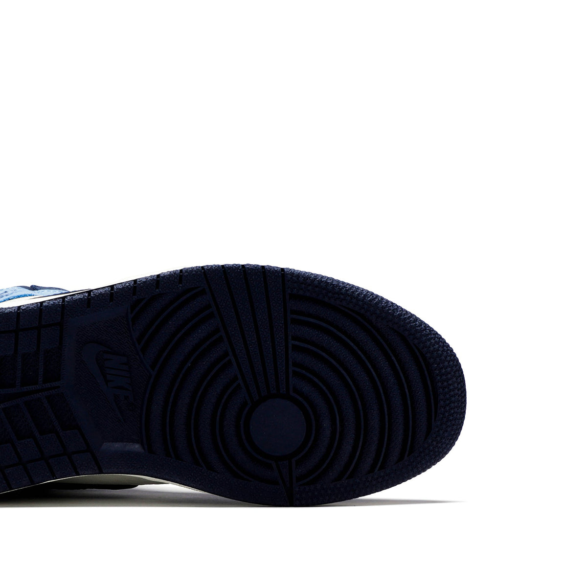 Air Jordan 1 Retro High OG Obsidian 555088-140 Sneakers
