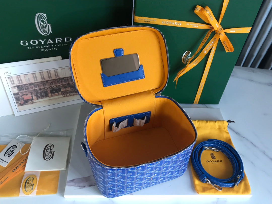 Goyard Muse Vanity Case 20 in Blue Goyardine Canvas