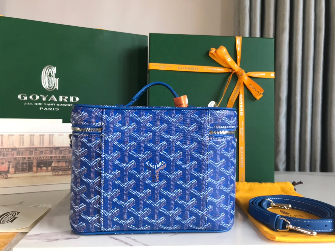 Goyard Muse Vanity Case 20 in Blue Goyardine Canvas