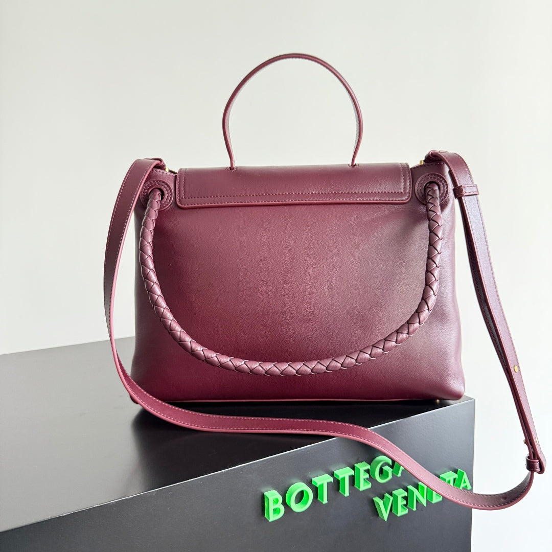 Bottega Veneta Medium Ciao Ciao 34 in Burgundy Calfskin Bag