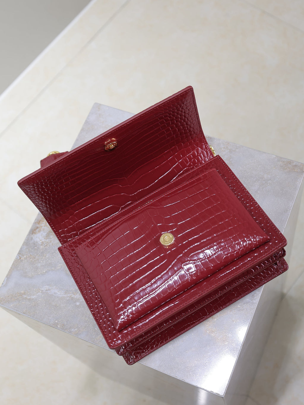 Saint Laurent 25S Sunset Medium 22 in Crimson Red Crocodile-Embossed Calfskin Gold Hardware Bag