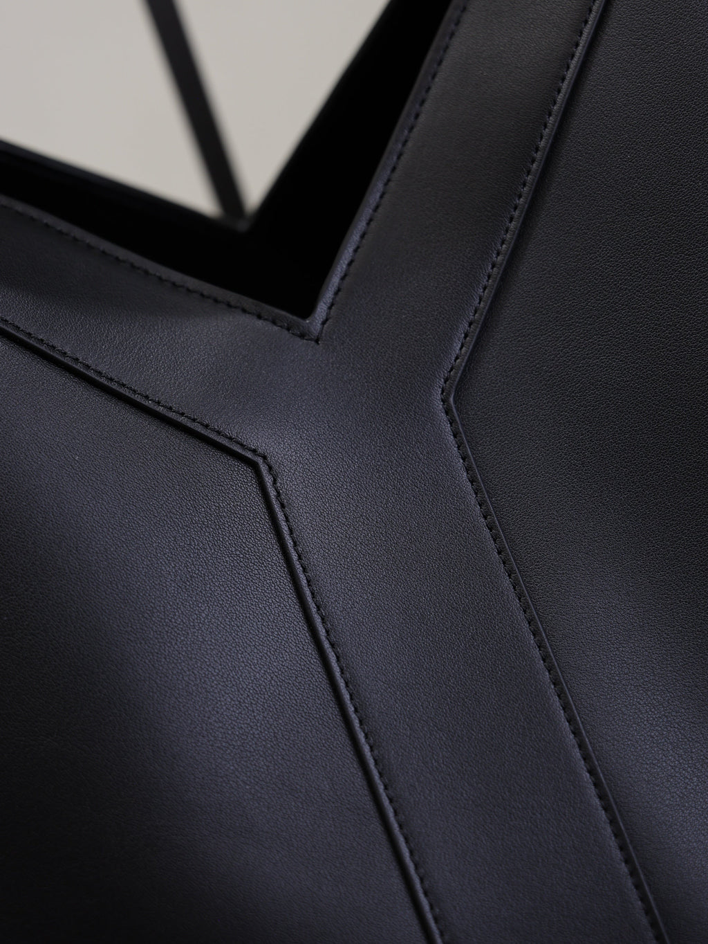 Saint Laurent 25S Y Tote 50 in Black Calfskin Gold Hardware