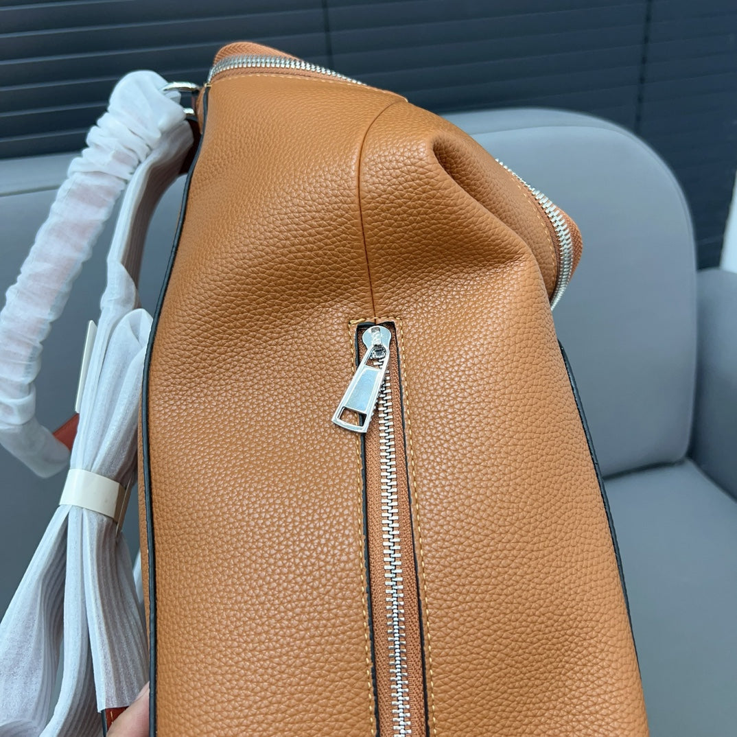 Loewe Goya Backpack 41 in Warm Desert Grained Calfskin