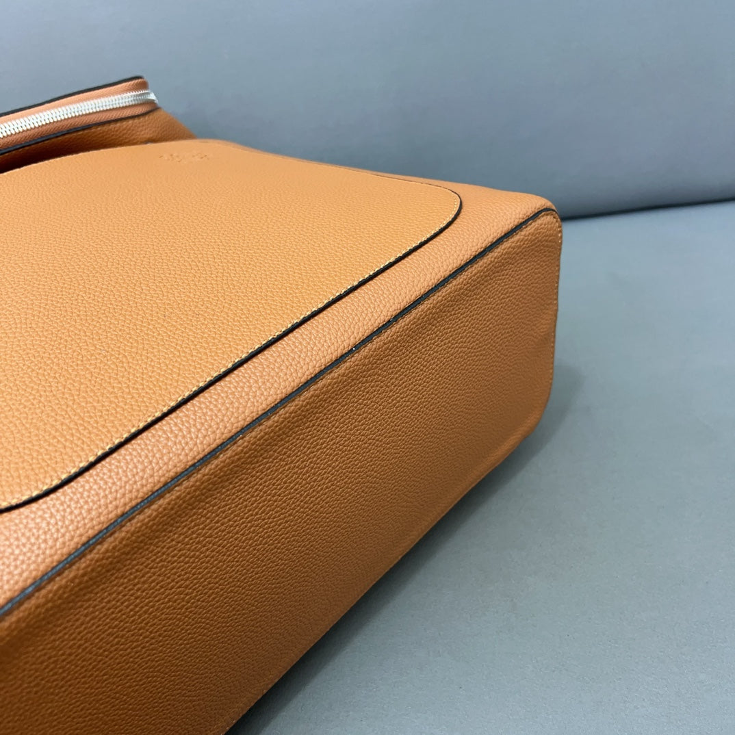 Loewe Goya Backpack 41 in Warm Desert Grained Calfskin