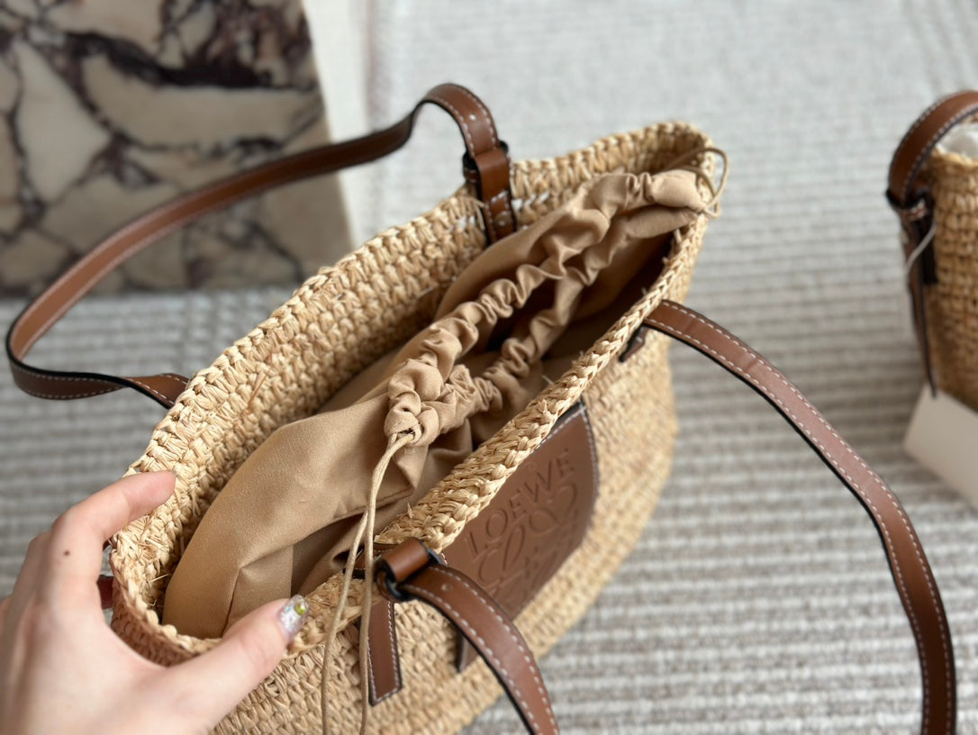 Loewe 27 Summer Woven Basket in Natural Raffia Bag