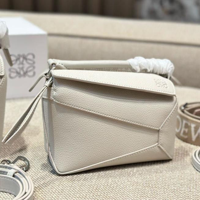 Loewe Medium 24 Puzzle Bag in White Grained Calfskin