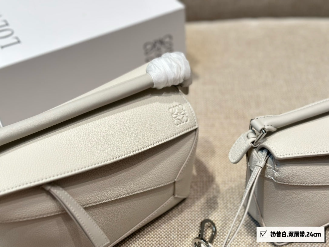 Loewe Medium 24 Puzzle Bag in White Grained Calfskin
