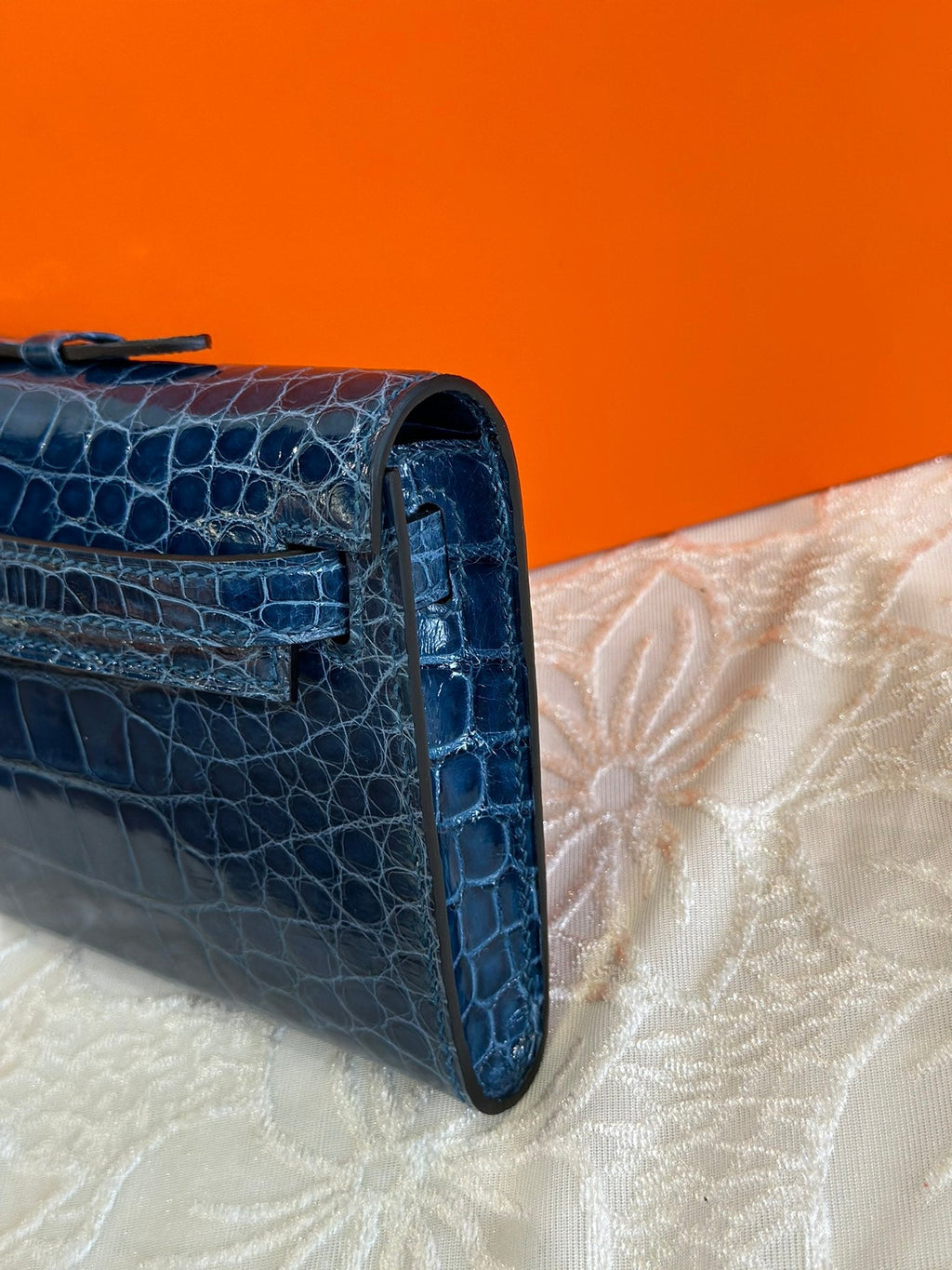 Hermes Kelly Cut 31 in Navy Blue Shinny Alligator Leather with Silver Hardware Bag
