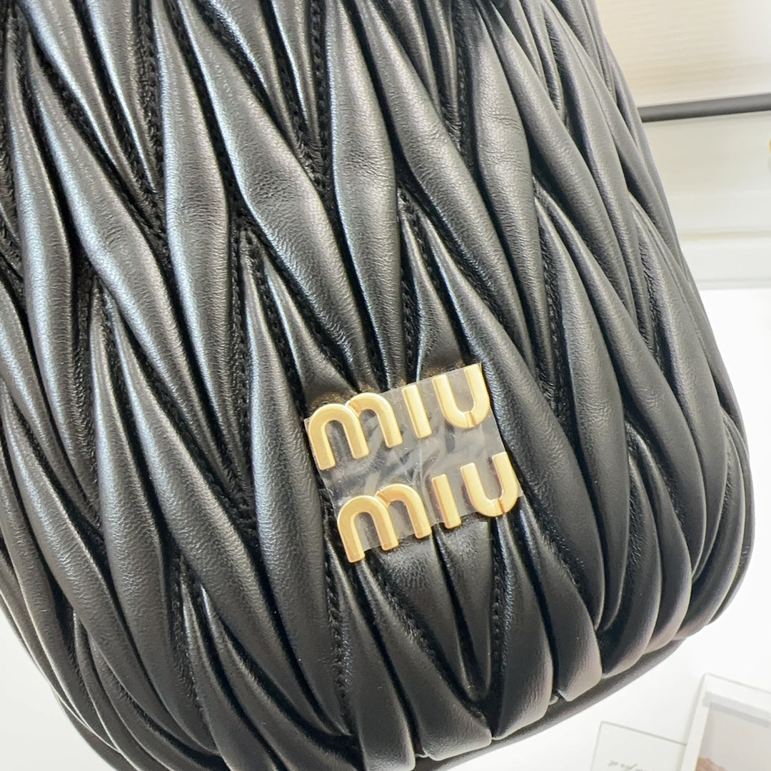 Matelassé Handbag 20 in Black Lambskin