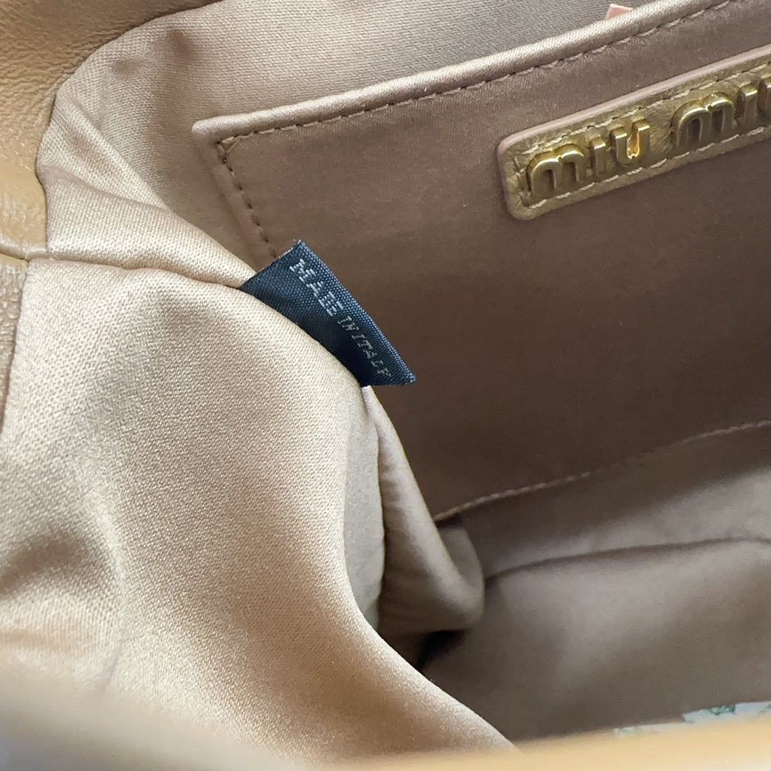 Matelassé Handbag 20 in Brown Lambskin