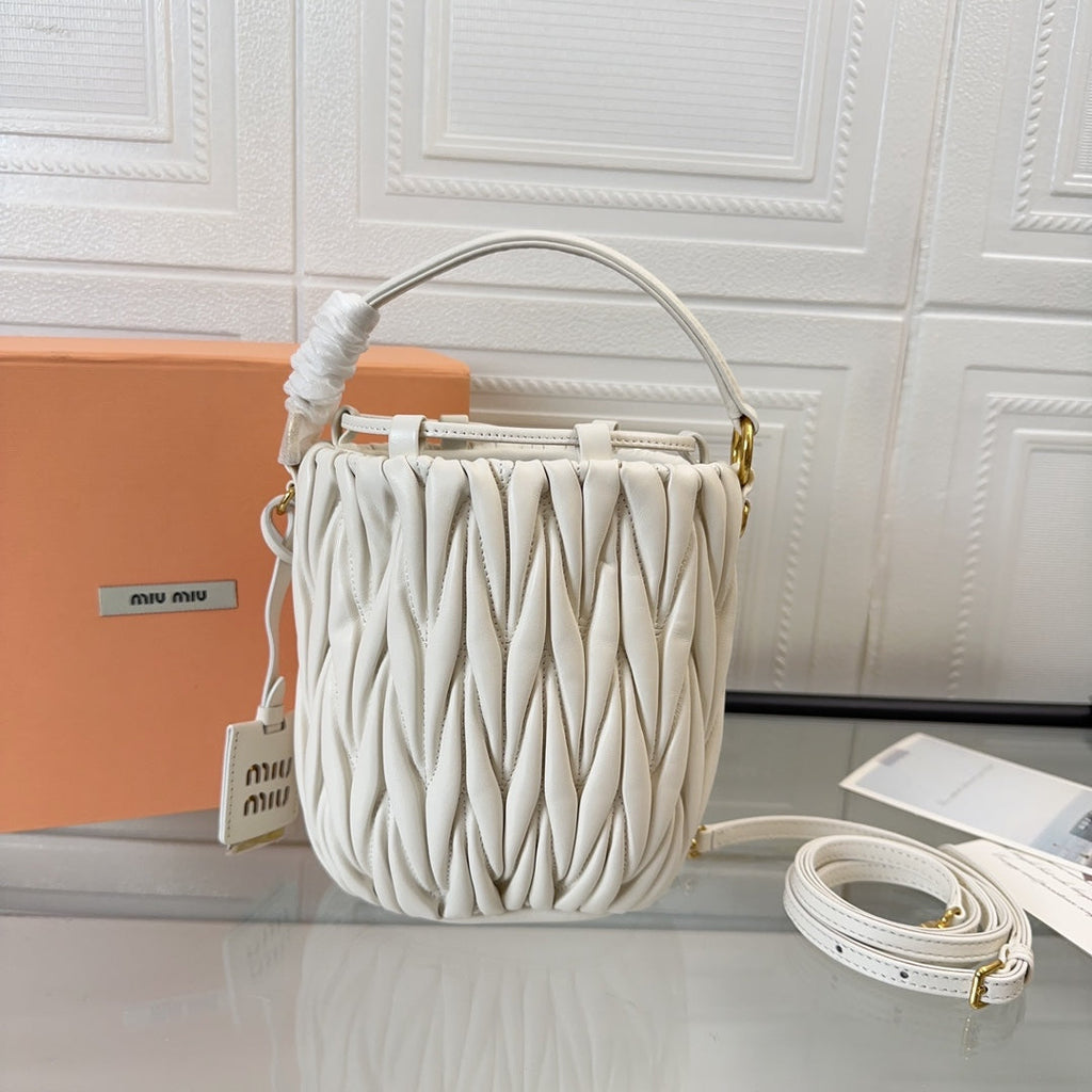 Matelassé Small Handbag 17 in White Lambskin