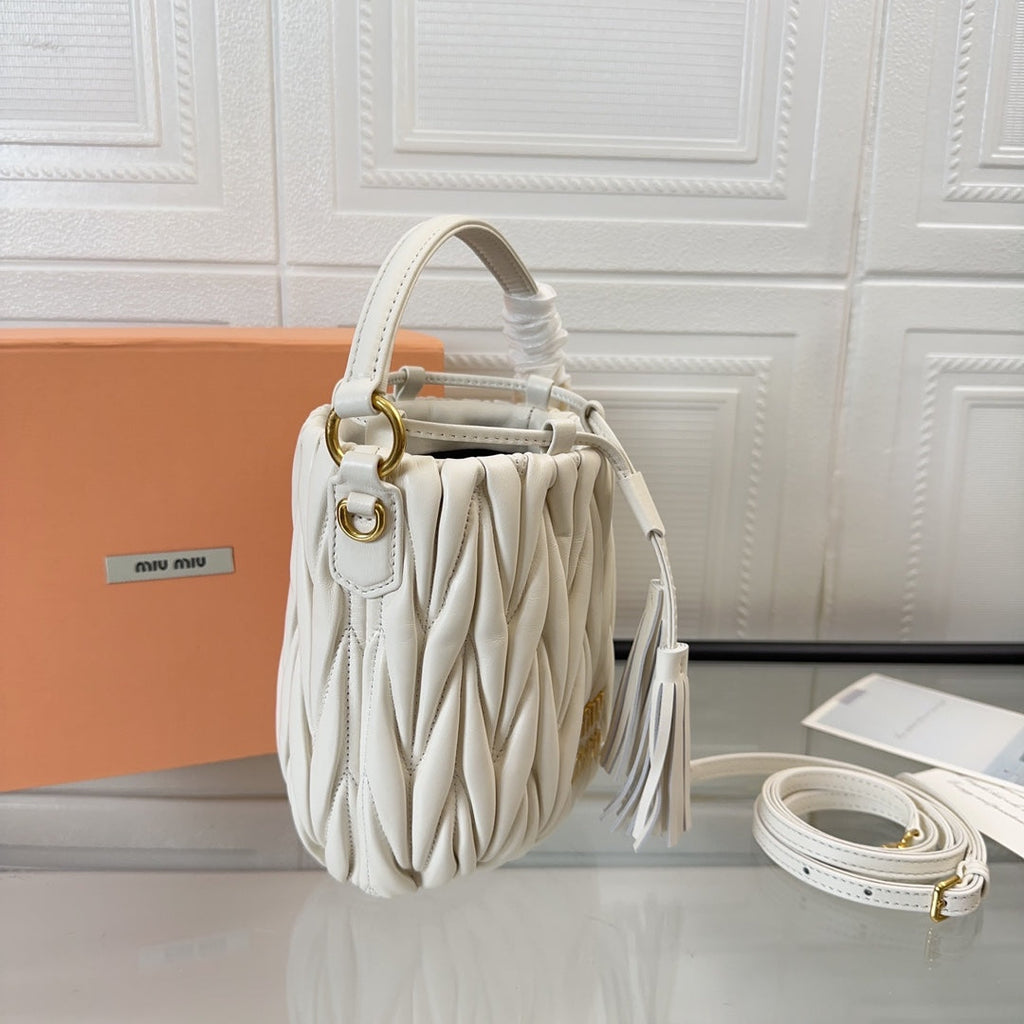 Matelassé Small Handbag 17 in White Lambskin