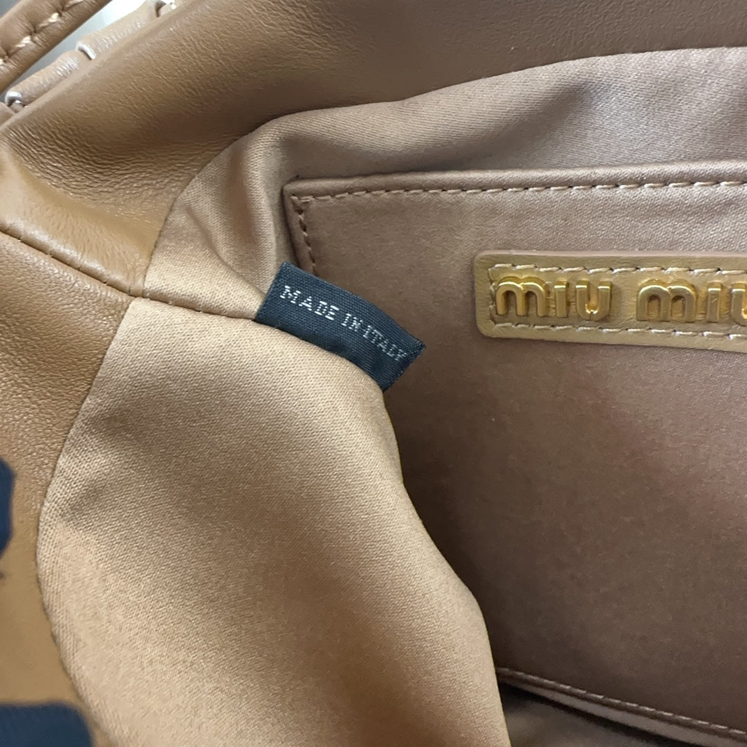 Matelassé Small Handbag 17 in Brown Lambskin