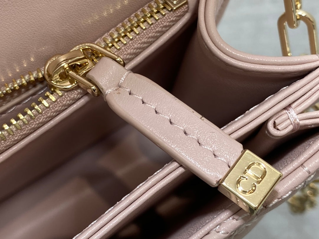 Dior Mini Bag 24 in Light Pink Patent Cannage Calfskin