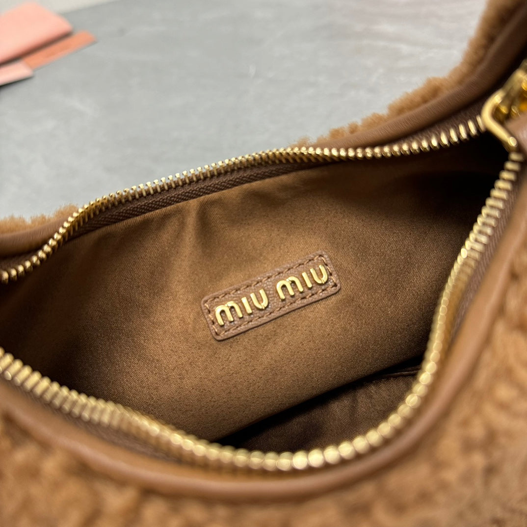 Wander Small Hobo Bag 20 in Brown Shearling