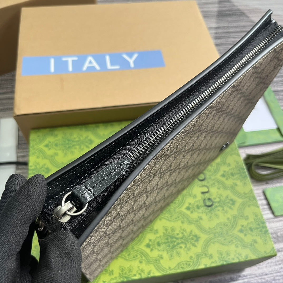 Gucci Neo Vintage 26 Supreme Pouch in Beige and Ebony Canvas