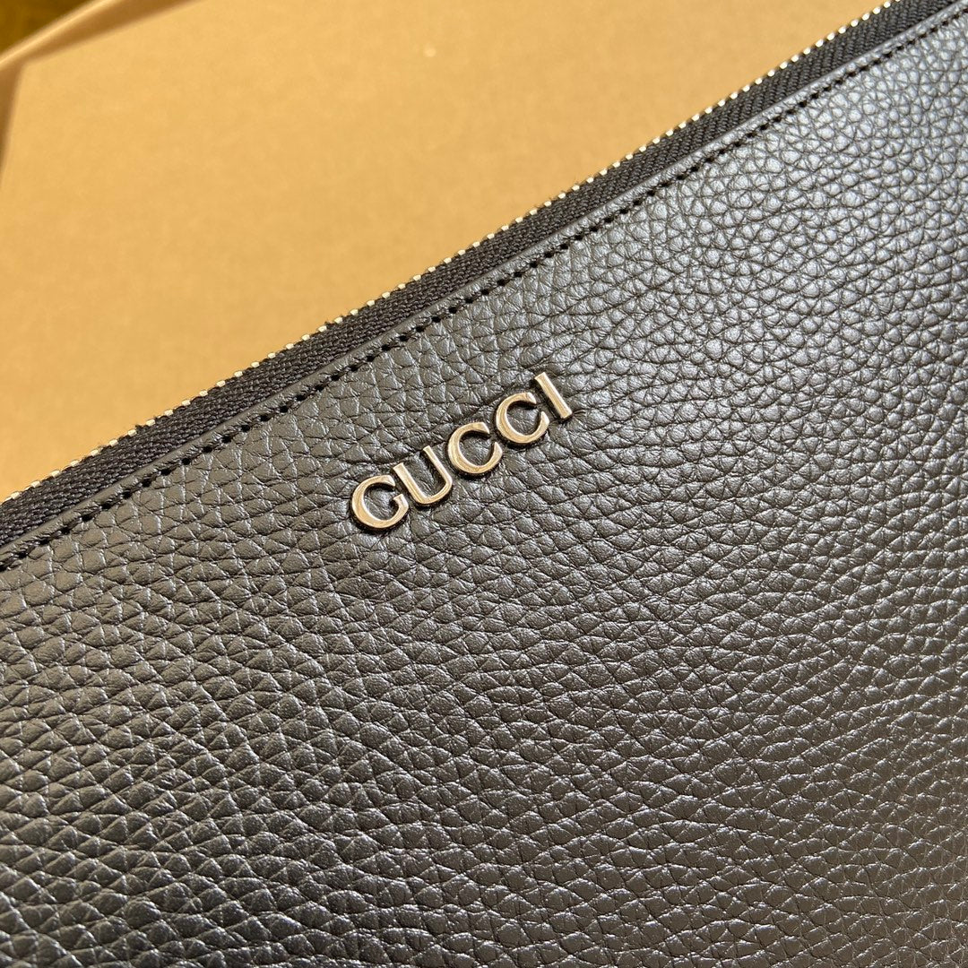 Gucci Pouch 28 with Logo Black Calfskin