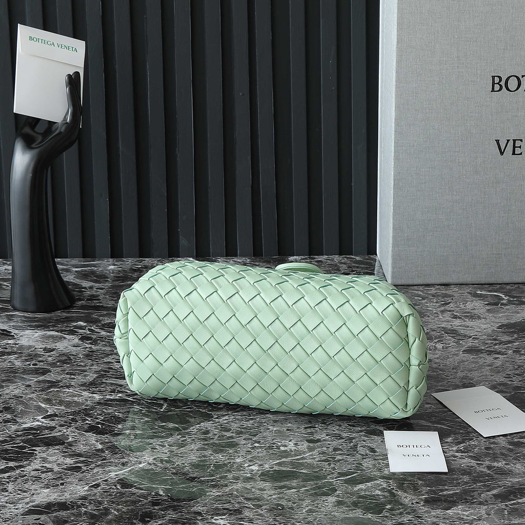 Bottega Veneta Teen Lauren 1980 with Chain 31.5 Light Green Leather Ghw Bag