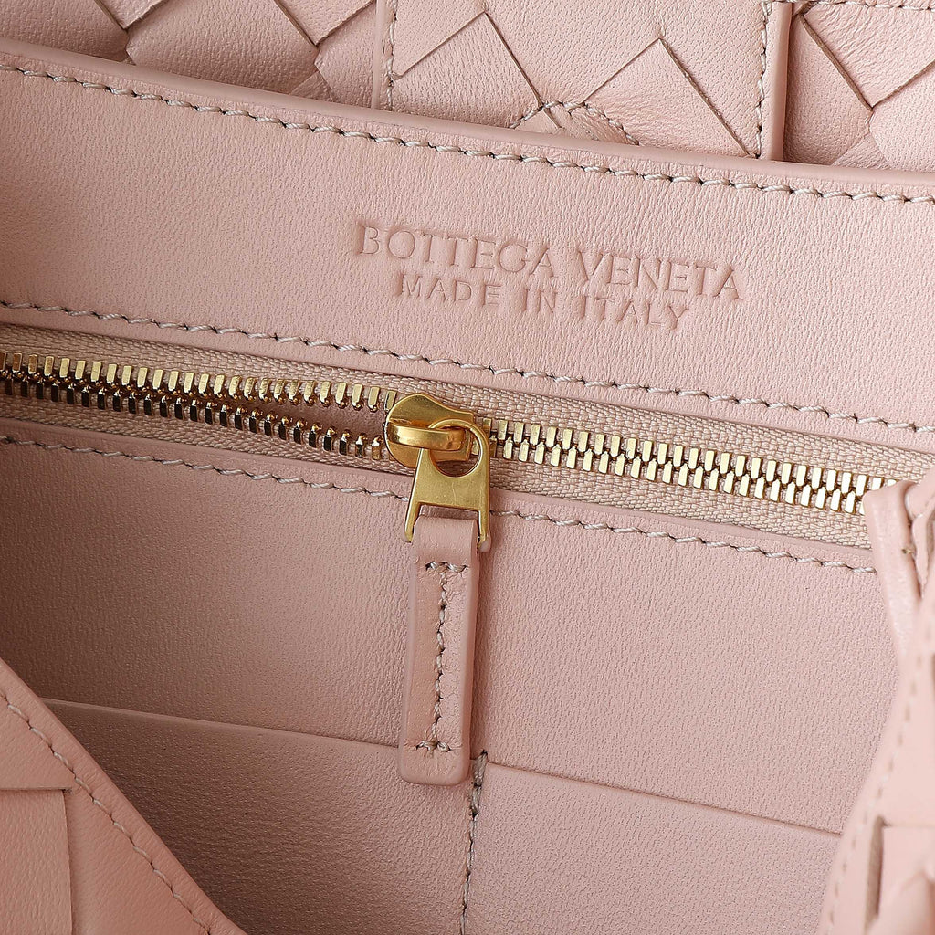 Bottega Veneta Medium Andiamo 32 in Light Pink Lambskin Bag