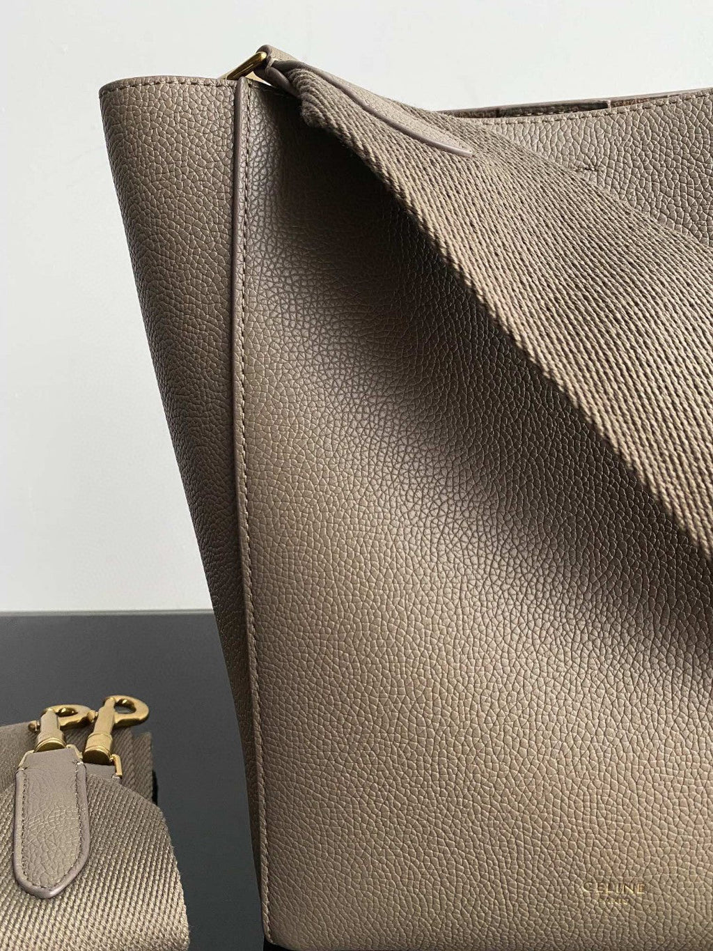Celine Sangle Seau Bucket 24 Bag Peanut Brown Calfskin
