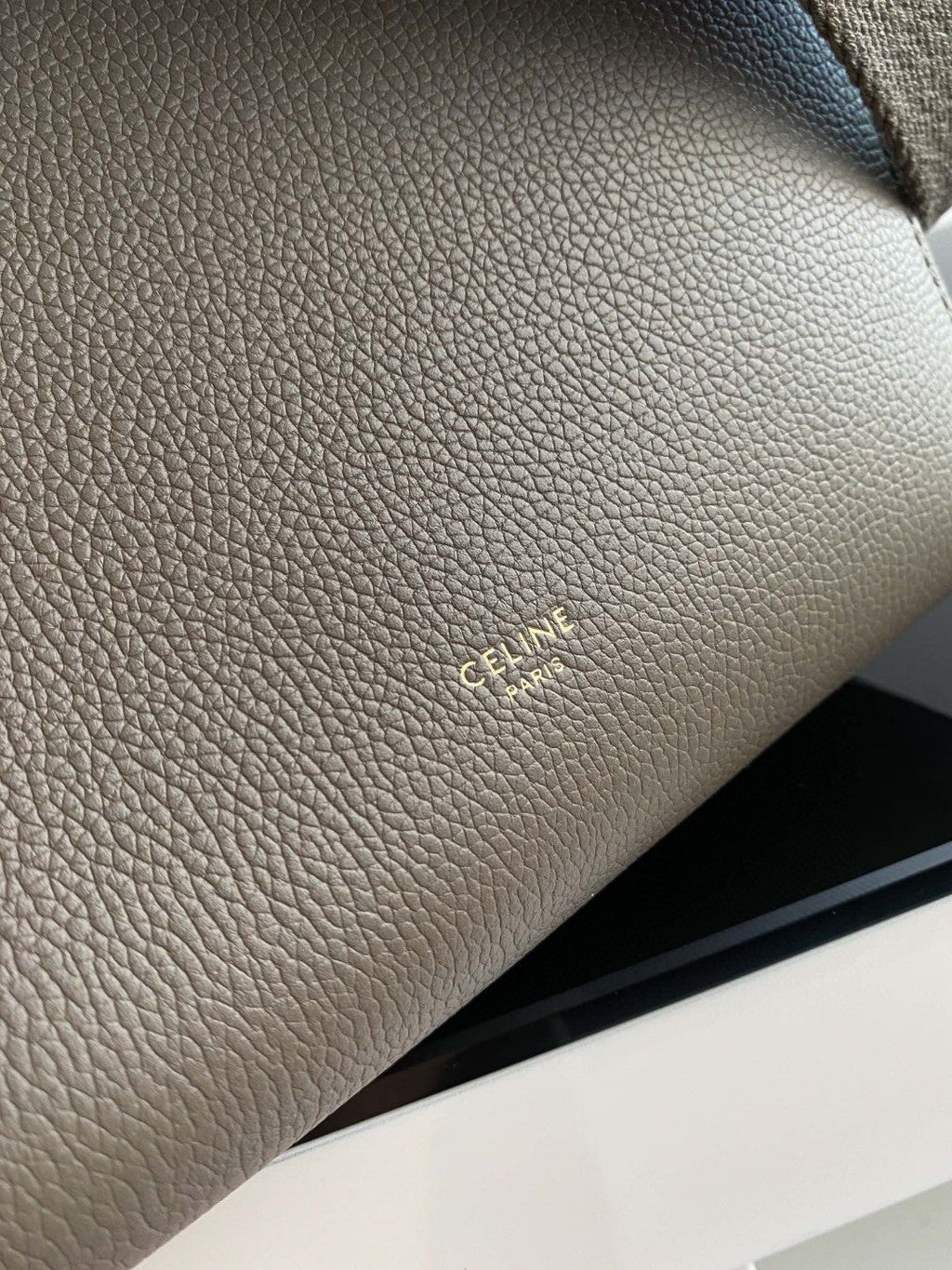 Celine Sangle Seau Bucket 24 Bag Peanut Brown Calfskin