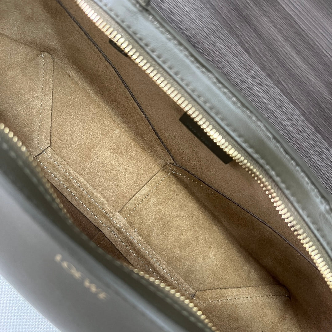 Loewe Puzzle Fold Cropped 39 Bag in Sand Beige Solf Grained Calfskin