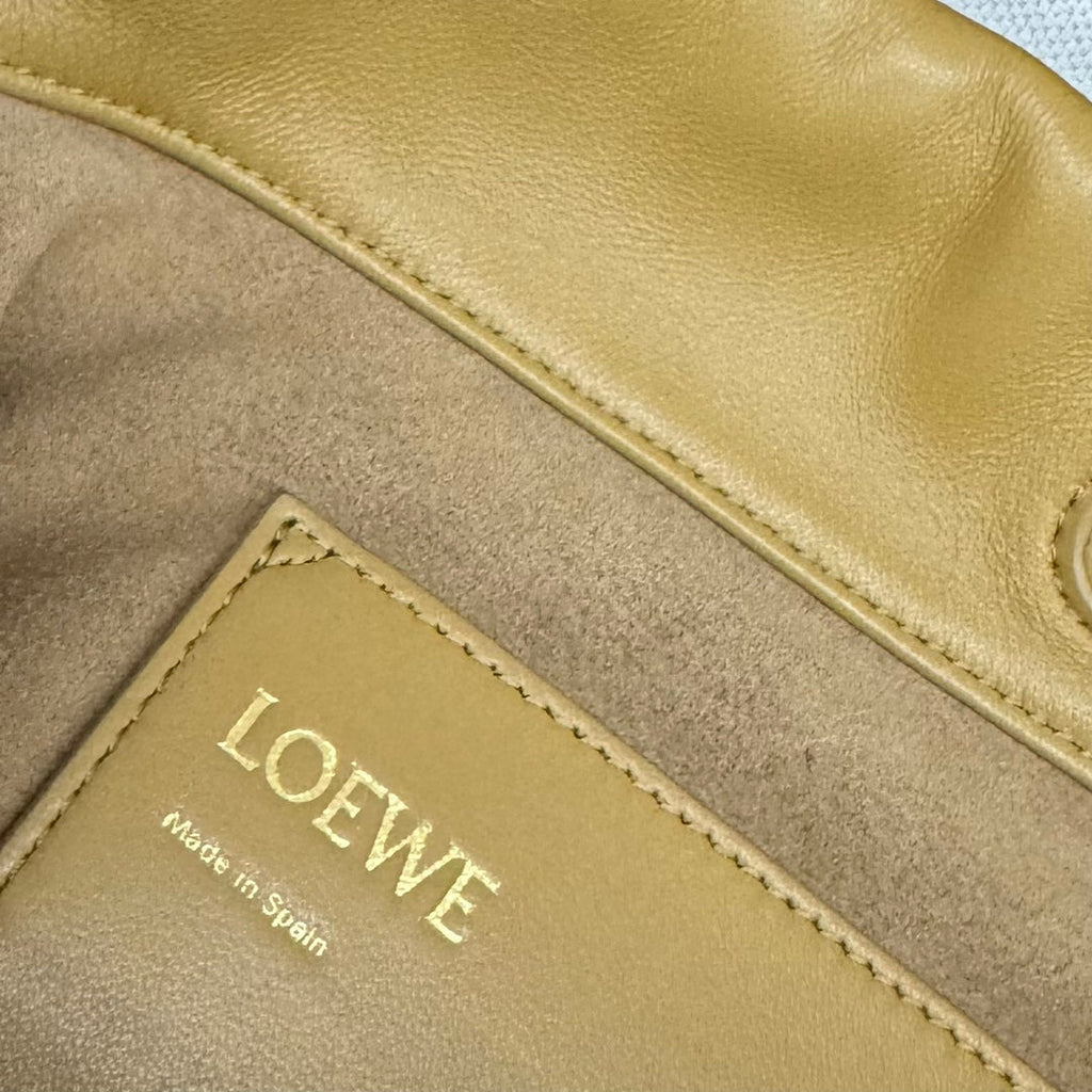Loewe 32 Flamenco Purse Bucket in Peanut Brown Lambskin