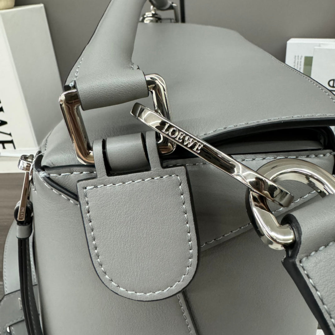 Loewe Puzzle Large 36 Bag in Gray Calfskin