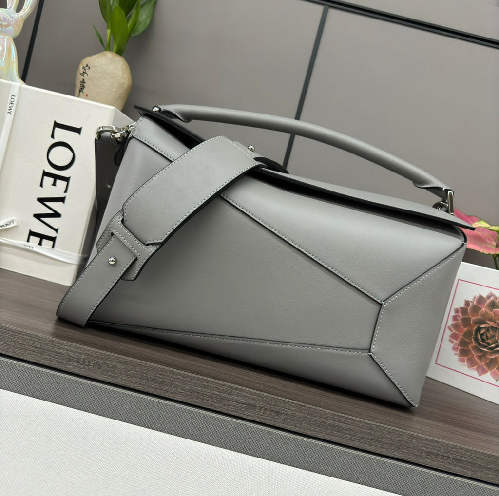 Loewe Puzzle Large 36 Bag in Gray Calfskin