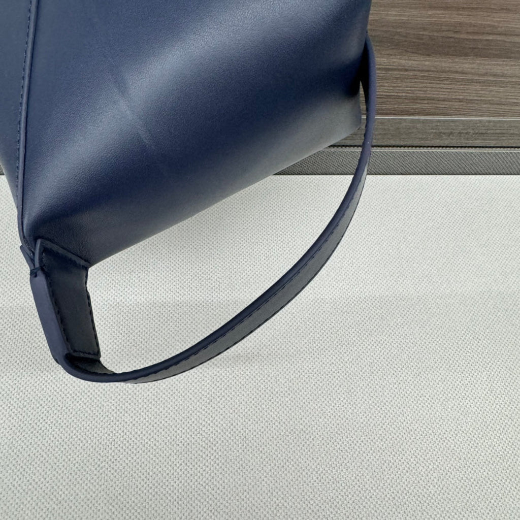 Loewe Puzzle Fold Wash 22 Bag in Prussian Blue Shiny Calfskin