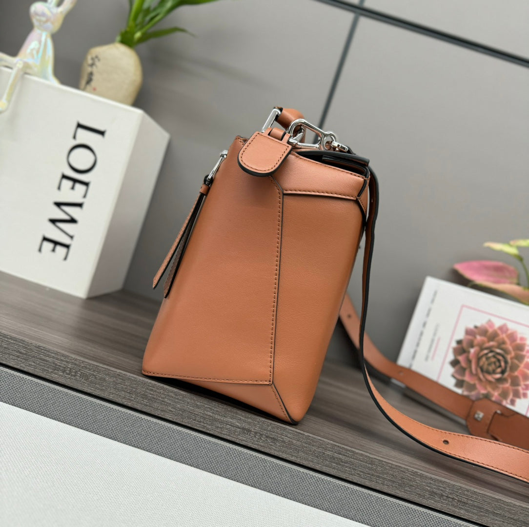 Loewe Puzzle 33 Bag in Bronze Brown Calfskin