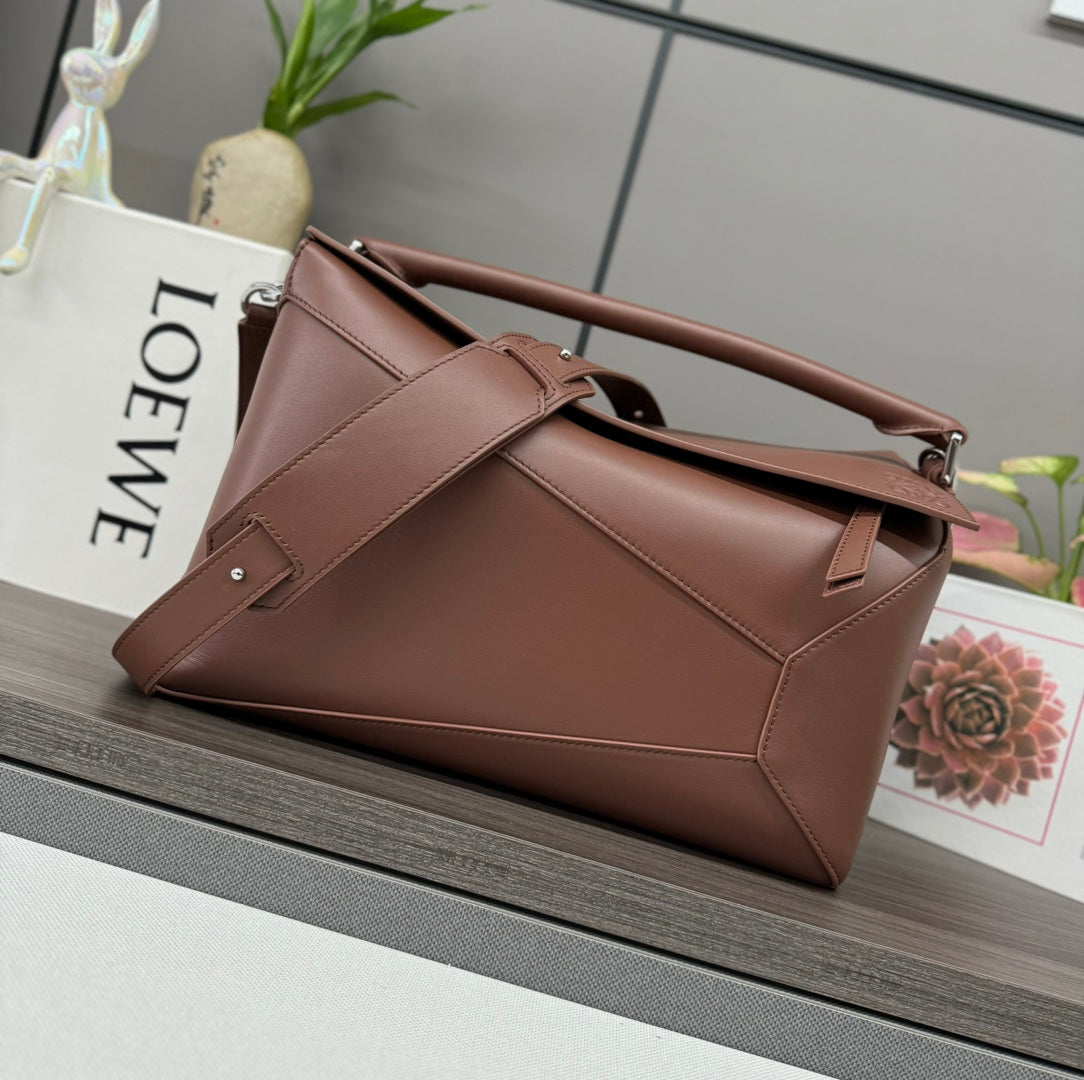Loewe Puzzle 33 Bag in Penny Brown Calfskin