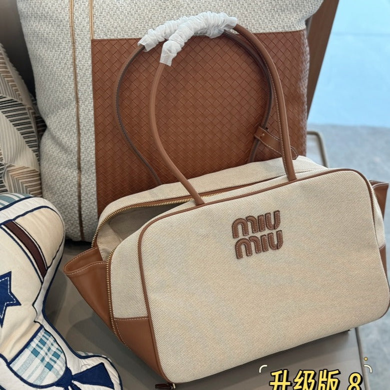 Top - Handle 35 Bag in Beige Canvas