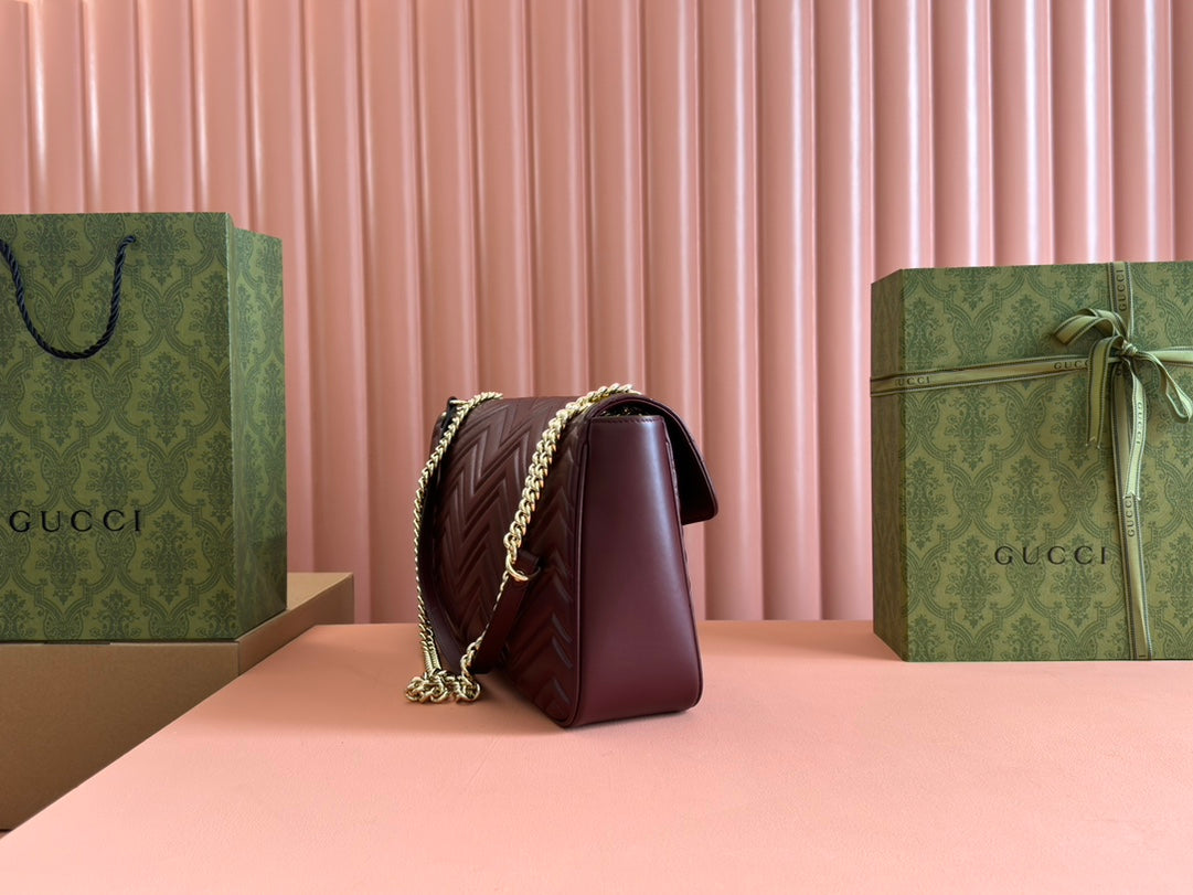 Gucci Marmont Shoulder Bag 40 in Wine Red Calfskin Gold Chain