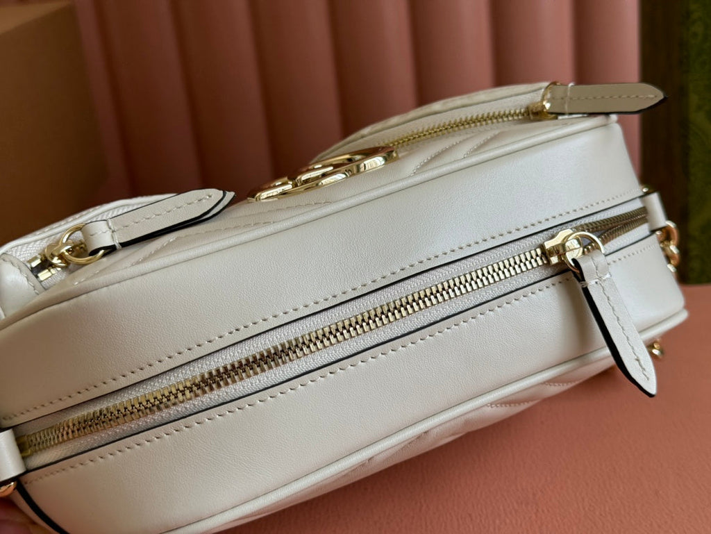 Gucci Marmont Small Shoulder Bag 24 in White Calfskin Gold Hardware