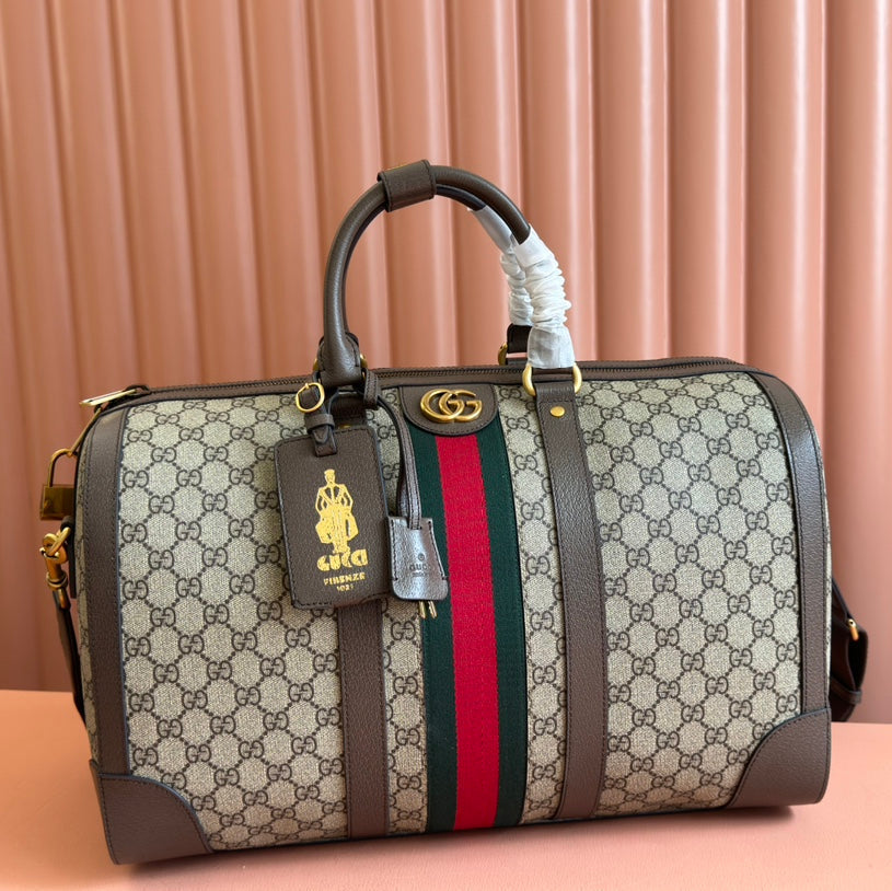 Gucci Savoy Medium Duffle Bag 44 in Beige and Ebony Supreme Canvas