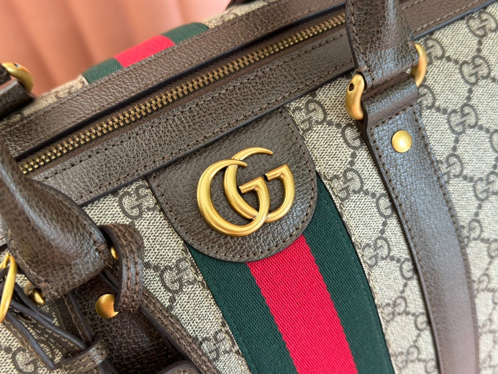 Gucci Savoy Large Duffle Bag 50 in Beige and Ebony Supreme Canvas