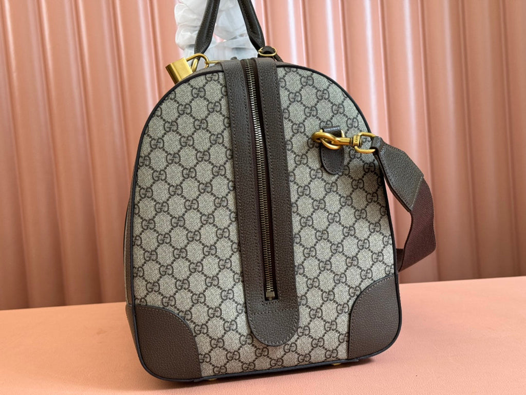 Gucci Savoy Large Duffle Bag 50 in Beige and Ebony Supreme Canvas